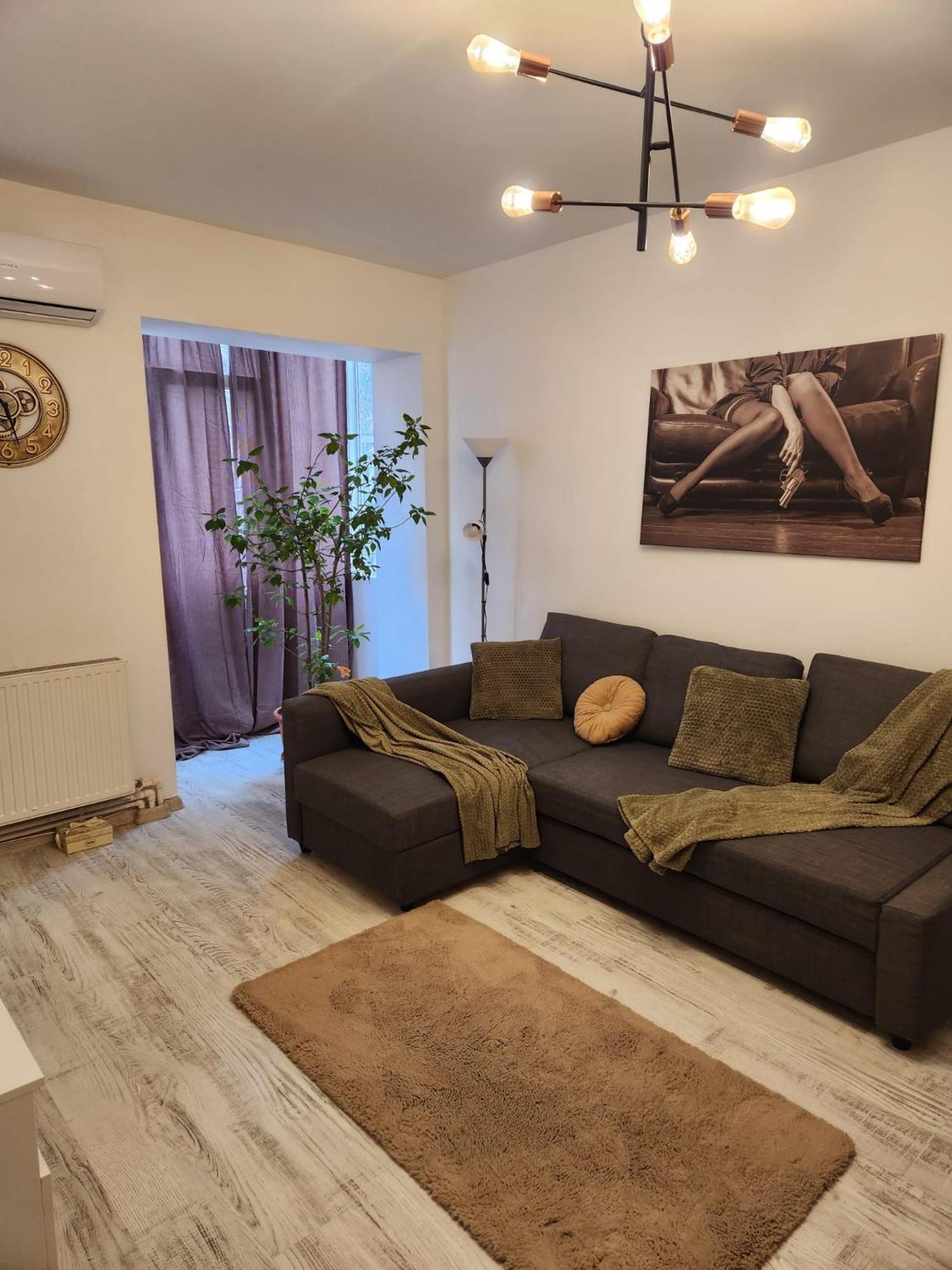 Arp Luxury Apartments Ploieşti Esterno foto